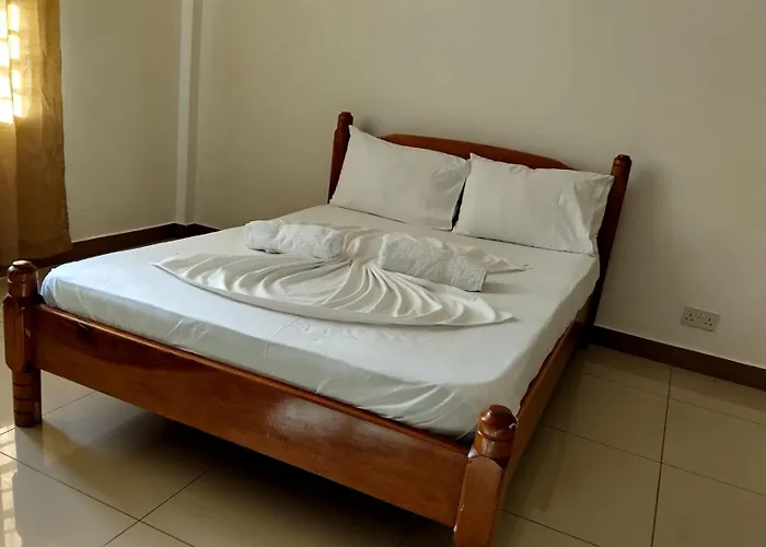 Palmont Commercial Self-catering - Beau Vallon (Mahe)